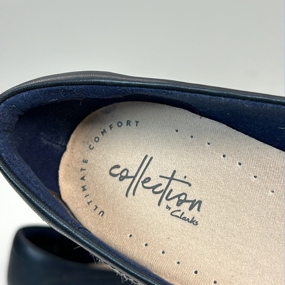 Clarks Collection Perforated Slip On Flats Danelly Art Navy Size 8W - Picture 8 of 14